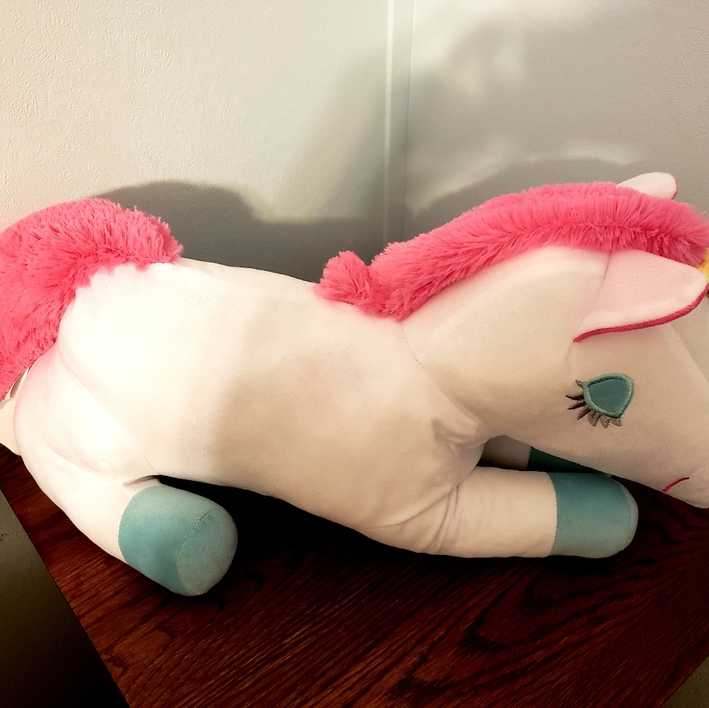 Unicorn pillow